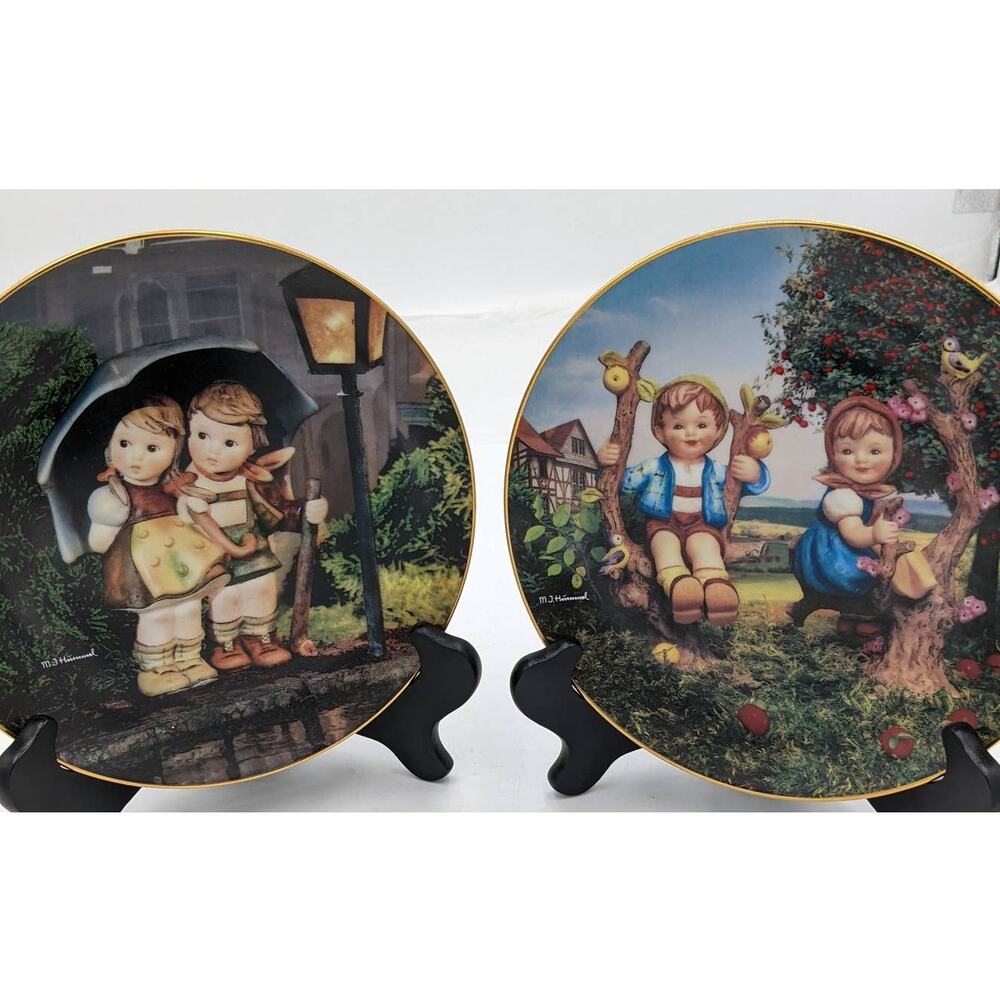 MJ Hummel Little Companions Plate Collection Set 2 Limited Edition, Danbury Mint